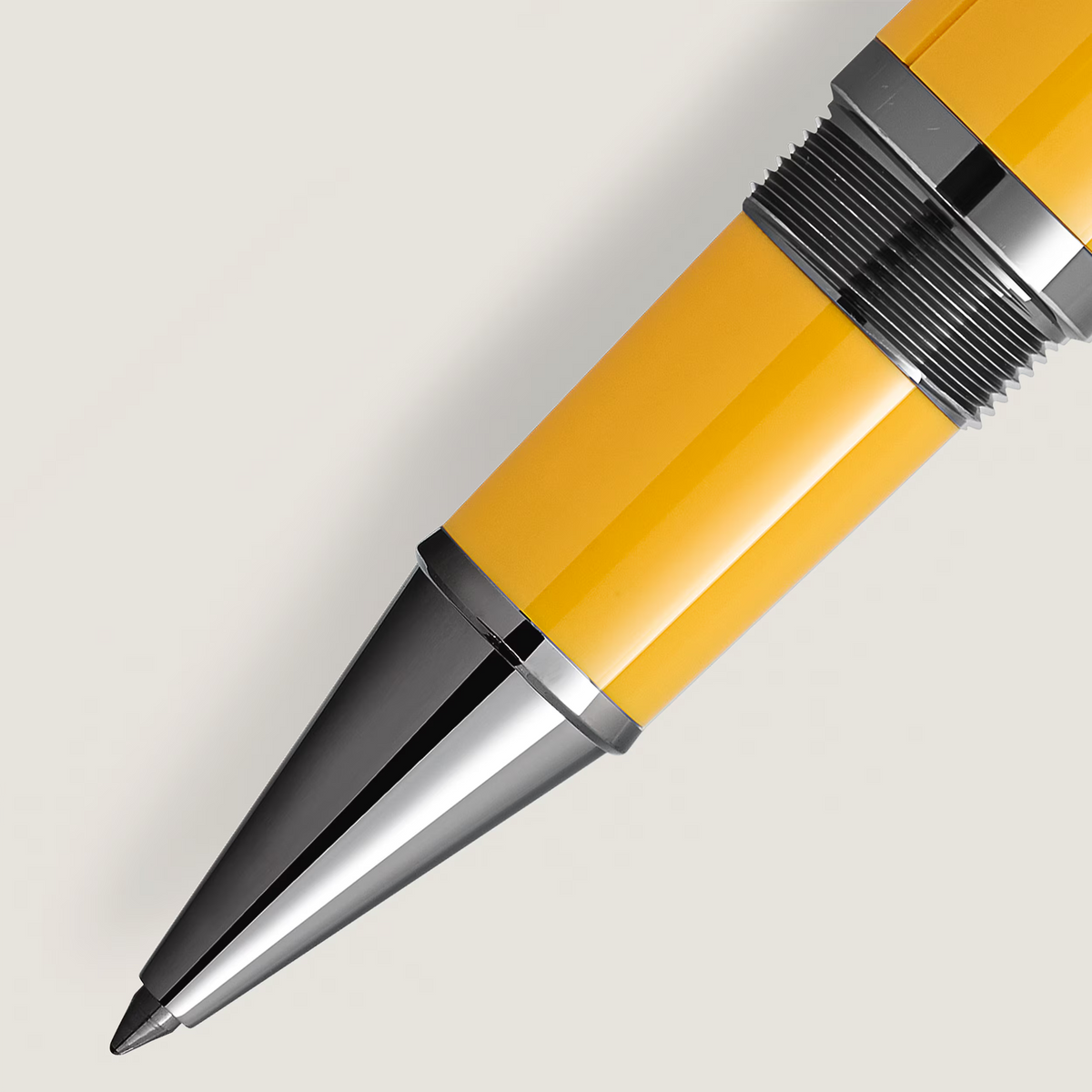 Montblanc Grandes Personalidades Enzo Ferrari Edição Especial Giallo Modena Rollerball