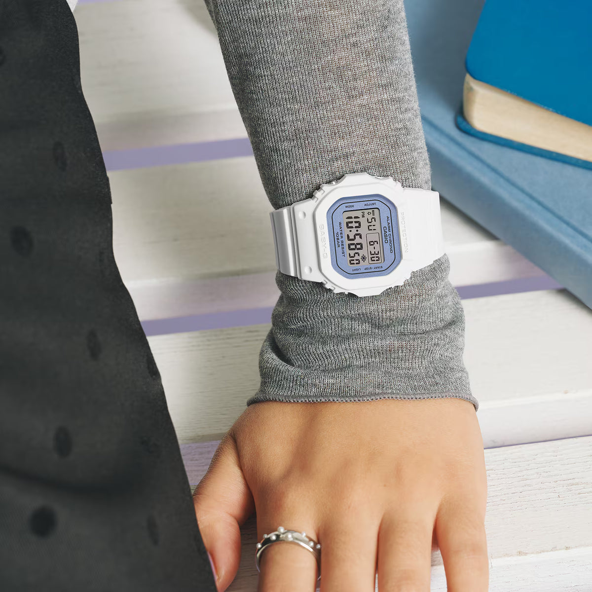 Baby-G Reloj Digital Casual Blanco de Mujer