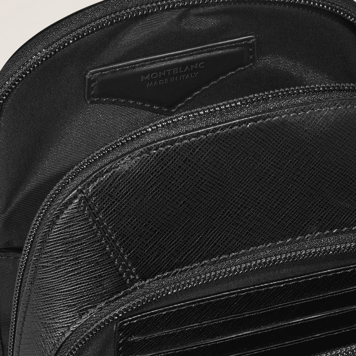 Bolsa Tiracolo Média Montblanc Sartorial Preta